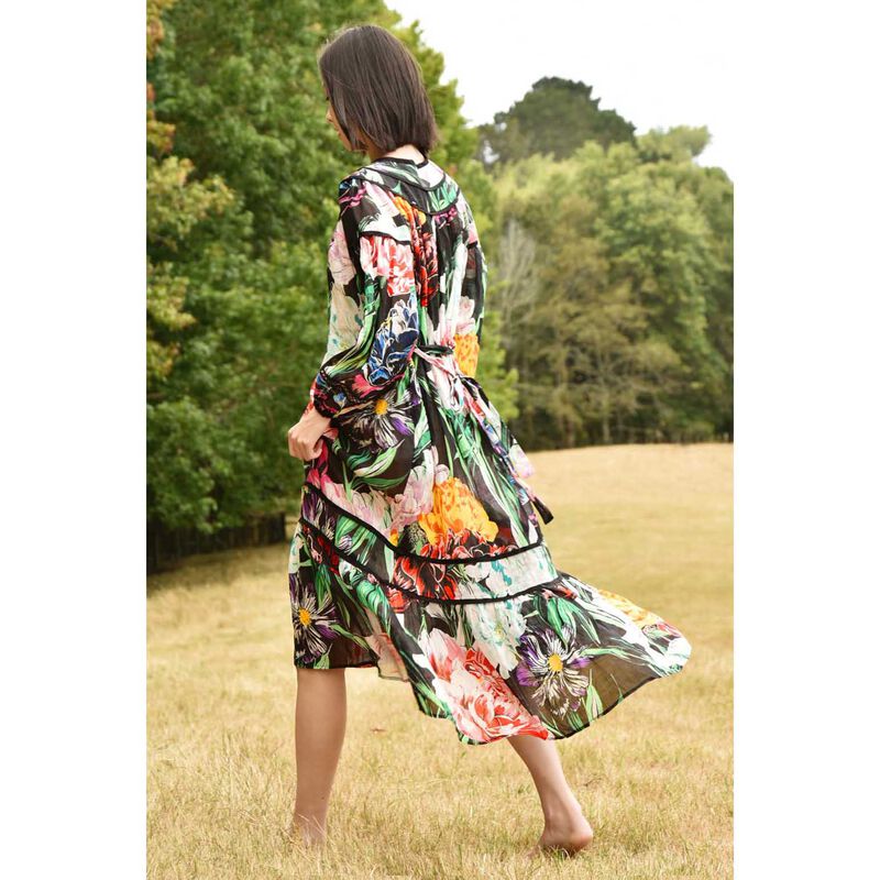 Curate Maximum Volume Dress image number 3